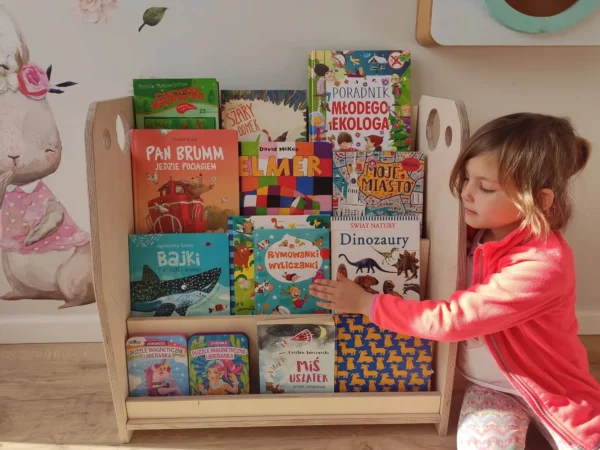 biblioteczka montessori dla dzieci
