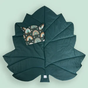 Leaf-shaped play mat XXL green